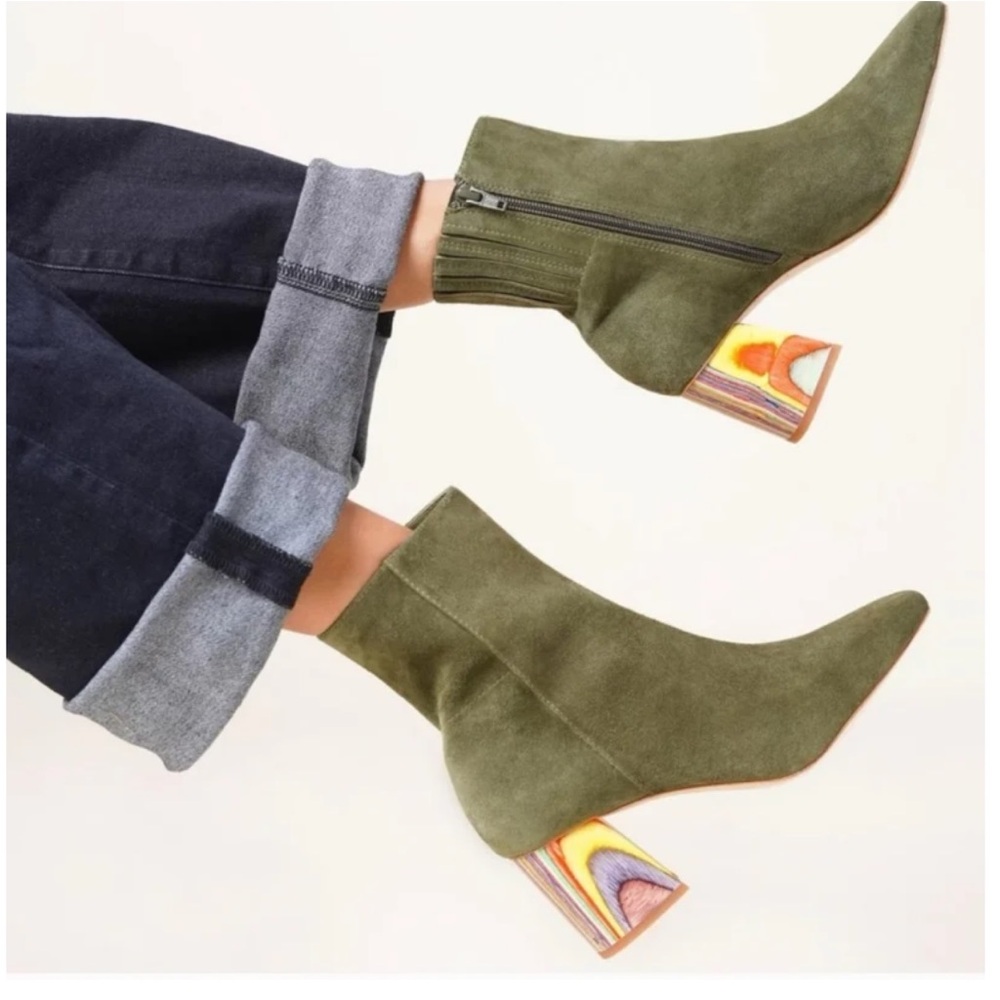 Charlotte Stone Teegan Boot in Moss Green Suede Boots Womens SZ US 10